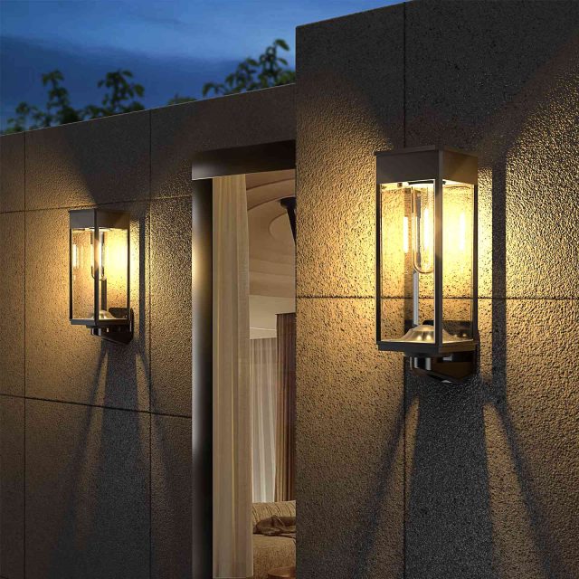 solar wall lantern